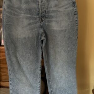 Old Navy Women's Boyfriend Jeans - Light Blue